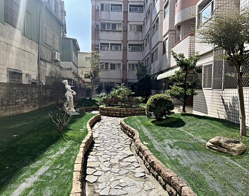 逢甲大學採光套房🍃獨立陽台🌴台水電🌴可租補 - Image 9