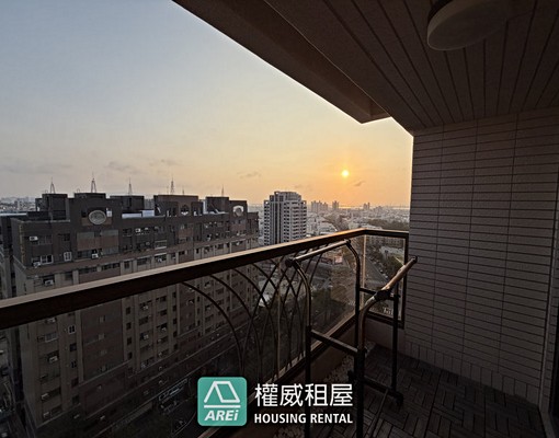 楠梓|日森大地|可寵、可租補|優質景觀2+1房|平車 - Image 16