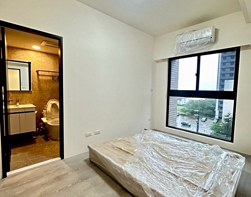 D社宅/首綻全新三房車/興仁夜市/租金已含管車/免仲可租補 - Image 4