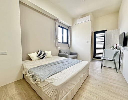 興大❤可租補❤陽台獨洗❤電梯❤機車位❤12/31退租可預訂 - Image 7