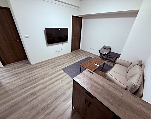 後勁捷運旁全新2房/平面車位/超大露臺|可租補|可寵物 - Image 1