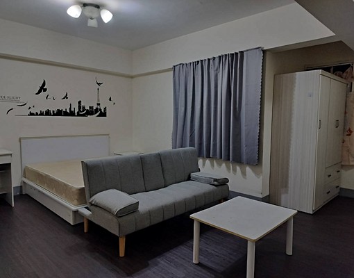 興中夜市-三多商圈12坪套房 - Image 2