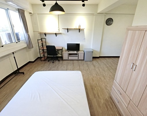 新光遠百✨超大坪數✨電3最便宜✨獨洗✨小資首選 - Image 9