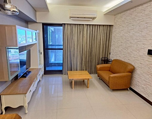 免仲介費可租補-百達悅品超正三房車-五泰小菁 - Image 1