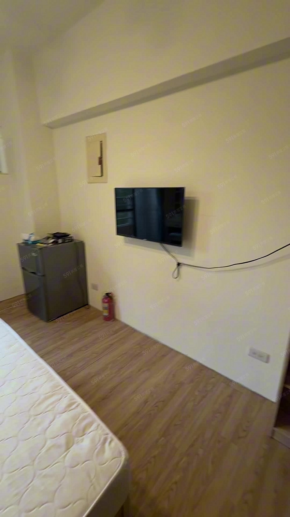 🏠公益路NOVA｜勤美｜台水電｜質感單身/情侶套房 - Image 1