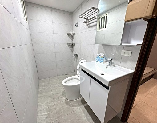 忠孝敦化✨採光通風✨獨洗曬✨台電✨全新裝潢✨免爬高✨獨立陽台 - Image 8