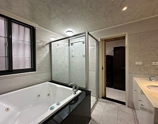 可租補💎鐵捲門車庫💎孝親房💎臨路整棟💎近龍井交流道 - Image 5