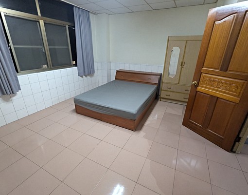 近鳳山工業區(有電梯，無管理費) - Image 1