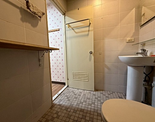 忠孝東路套房出租/汐止夜市/汐止火車站/機車好停/可租補 - Image 7