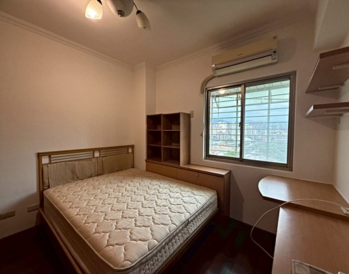 出租🌟新店中正路花開富貴3房車位✨ - Image 7