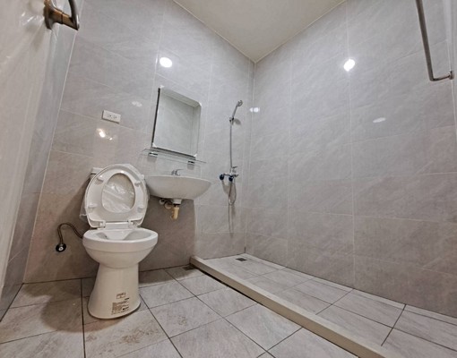 自強路公寓精美3房可租補 - Image 9