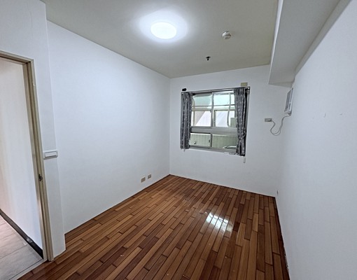 電梯大樓竹南市中心冠天廈警察局對面 - Image 9