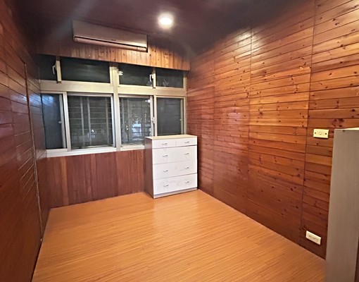 🏡公寓3+1房｜捷運菜寮站｜家俱全配｜代收包裹垃圾｜可寵物 - Image 8