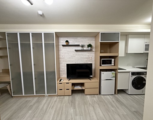 文信巨蛋商圈電梯採光獨立套房可雙租補近巨蛋瑞豐凹子底📞愛窩 - Image 3