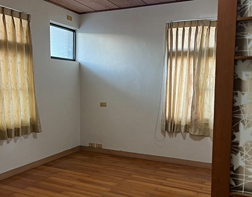 地點交通便利,生活機能佳,四層透天整棟出租 - Image 8