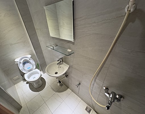 松興漢民商圈透天採光4房近小港森林公園高餐大📞愛窩 - Image 11