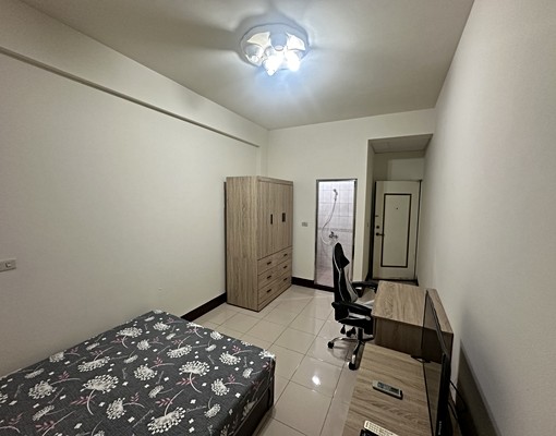 【瓦斯熱水器】金山街中段獨立後陽台洗衣機&瓦斯熱水器套房出租 - Image 2