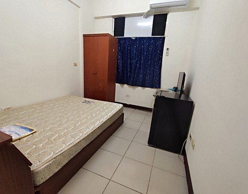 金山街稀有分離式冷氣天然瓦斯採光佳 - Image 1