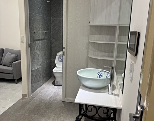 全新台北灣銀河2房平車含車管家電傢俱齊全可租補 - Image 4