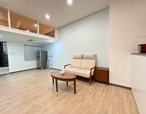 板橋電梯套房｜挑高寬敞可租補 - Image 2