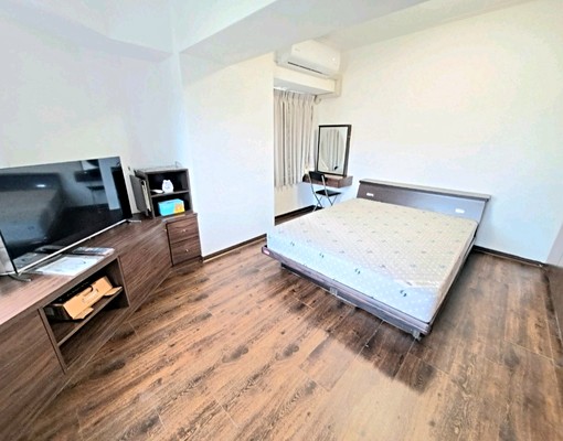 近勤美誠品草悟道💥電梯邊間獨門戶💥台水電💥24小時管理 - Image 1