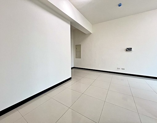 經國重劃區。質感好全新兩房車。台北通勤便利。 - Image 5