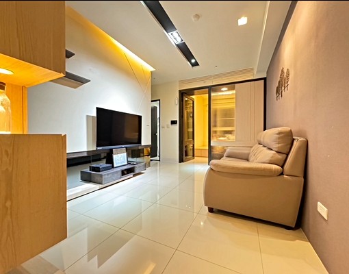 整層住家/楠梓/兩房一衛/附機車位/可租補 - Image 1