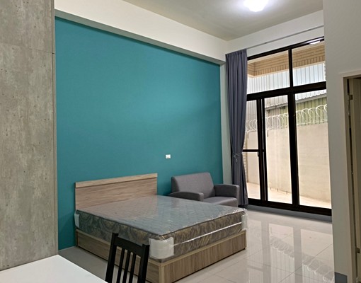 電梯套房出租.安全門控 - Image 1