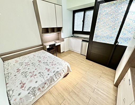 捨不得你哭泣💖可租補陽台獨洗流理台💖系統櫃 - Image 3