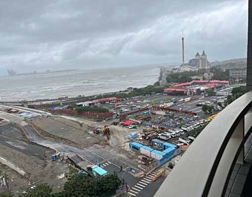 首排淡江大橋景觀捷運稀有高樓層生活機能佳 - Image 1
