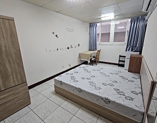 實踐路★中原★超值光感套房★電3.8元★可租補 - Image 2