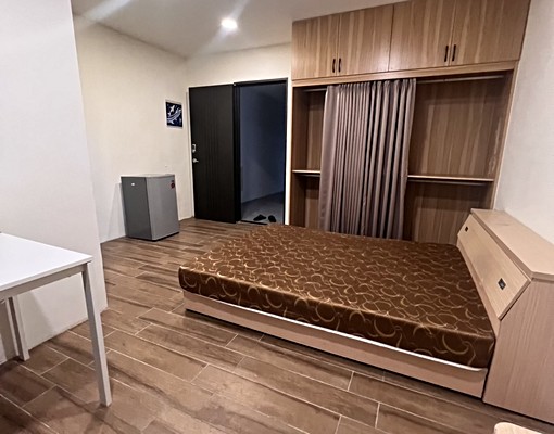 e長春街大坪數獨洗套房//固定機車位 - Image 5