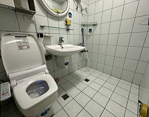 捷運府中3分【優質大空間】電梯★有警衛★可工作室 - Image 3