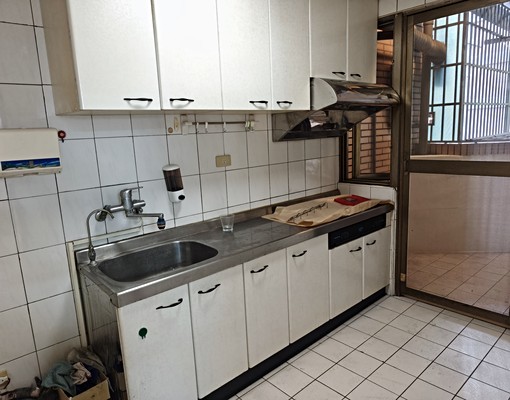 亞灣夢時代-獅甲國宅-面台鋁景觀美三房+平面車位 - Image 5