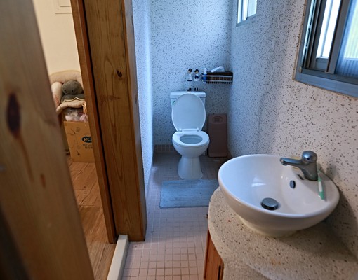 房東自租，近民國路商圈，三房三衛一廳二陽台 - Image 15