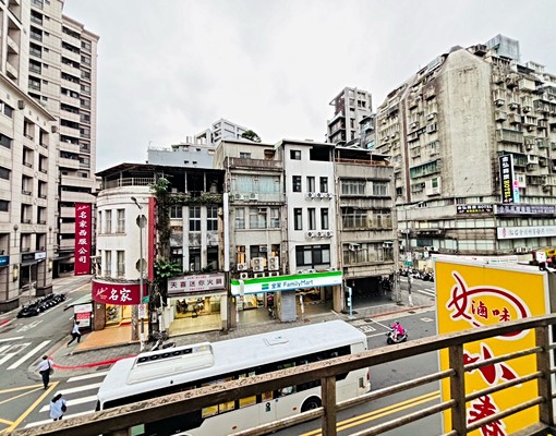 中山北車商圈全新裝潢獨立大兩房可寵物 - Image 9