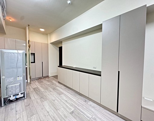 小洪精選-精緻二房💜木質地板💜質感系統櫃💜可租補 - Image 3