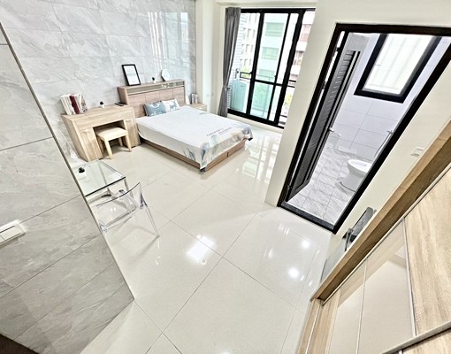 旱溪夜市👑電梯別墅👑陽台獨洗曬👑飲水機👑衛浴開窗👑 - Image 4