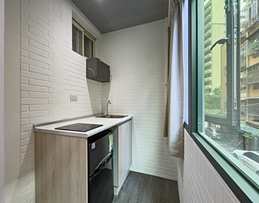 迴龍捷運站,全新電梯大套房,可租補,獨立洗衣機,垃圾集中處理 - Image 5