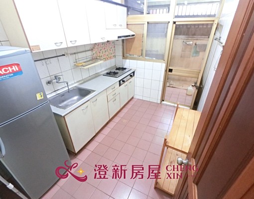 近新莊車站〰️三房只要26000〰️附汽機車位〰️警衛管理 - Image 8