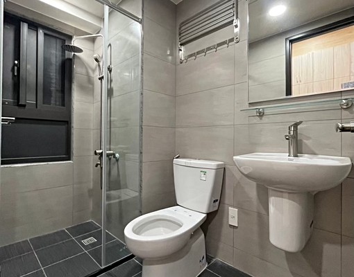 屋主自租大三房高檔裝潢全配家俱家電含車位免服務費 - Image 13