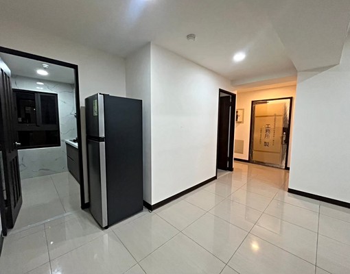 屋主自租大三房高檔裝潢全配家俱家電含車位免服務費 - Image 4