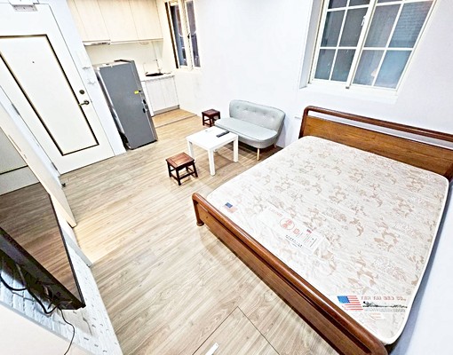 西門町商圈◆採光大套房◆獨洗小廚房★可租補 - Image 1