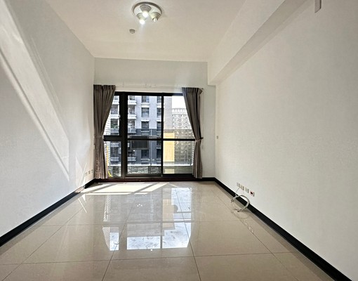 🌞【走吧!看房】近家樂福商圈電梯三房含車含管|中信香香 - Image 1