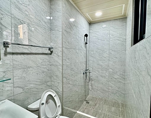 可租補|台電包水|全新套房|獨洗獨曬|衛浴開窗|近南屯好市多 - Image 9