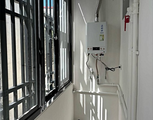 老公寓重新整修,交通便利,近學區,生活機能佳,可租補。 - Image 12