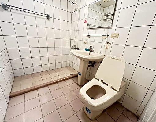 敦信社宅☀近土城捷運電梯邊間3房含管☀免仲可補助 - Image 10