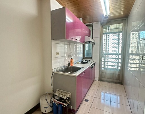 (W9)立功路/成熟社區/精緻住宅/5房3廳3衛 - Image 4