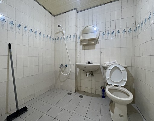 西區⚜️生活機能商圈⚜️安靜巷公寓 - Image 2