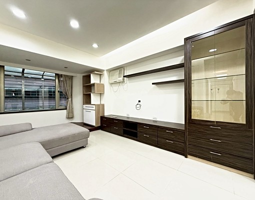 近環球百貨/租屋補助/獨立陽台/大樓管理/雙衛浴 - Image 3